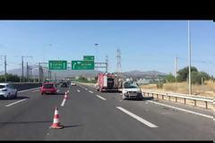 Αττική Οδός: Φρικιαστικό τροχαίο  ΒΙΝΤΕΟ