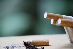 Ποια είναι η σχέση των Ελλήνων με το κάπνισμα (video)