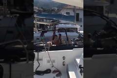 Ελένη Μενεγάκη: Βίντεο από τις διακοπές με σκάφος στη Ρόδο