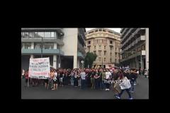 Σε εξέλιξη η πορεία της ΑΔΕΔΥ στο κέντρο της Αθήνας