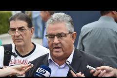 Σε εξέλιξη η πορεία της ΑΔΕΔΥ στο κέντρο της Αθήνας