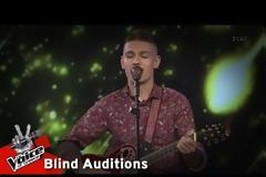 Voice: Συγκίνησε με την ερμηνεία του ο Αγρινιώτης Άρης Πολονύφης και πέρασε στην επόμενη φάση (VIDEO)
