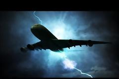 Σιγά μη με χτυπήσει κεραυνός την ώρα που οδηγώ (video)