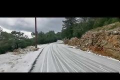 Χιόνισε για πρώτη φορά στη Σύμη! (video)