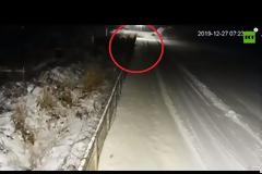 Συγκλονιστικό βίντεο: Αεροσκάφος που συνετρίβη στο Καζακστάν σε κτήριο