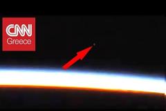 «Οι εξωγήινοι μπορεί να ζουν ανάμεσά μας»: Τι αποκαλύπτει αστροναύτης