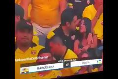 Τον έπιασε η κάμερα να φιλάει την ερωμένη του στο γήπεδο –Η αντίδρασή του έγινε viral