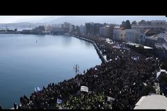 FAZ: Προσφυγικό χάος στα ελληνικά νησιά