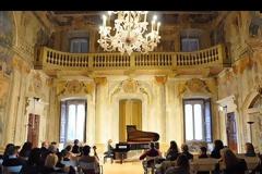 Ο Δήμος Μαραθώνος τιμά τον λιλιπούτειο πιανίστα Στέλιο Κερασίδη (Video)