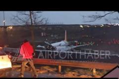 Κωνσταντινούπολη: Αεροπλάνο κόπηκε στα τρία - Τουλάχιστον 52 τραυματίες (video))