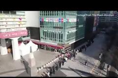 Νότια Κορέα: Τρομοκρατημένοι πολίτες σχηματίζουν ουρές χιλιομέτρων για μία... μάσκα (video)