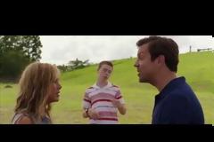 Η Jennifer Anniston κάνει στιπρίζ (video)