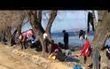 Βίντεο:Τουρκική ακταιωρό να καθοδηγεί βάρκα με μετανάστες προς τα ελληνικά νησιά!