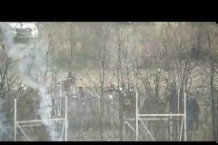 Έβρος, βίντεο-σοκ: Οι Τούρκοι προσπαθούν να γκρεμίσουν τον φράχτη με τεθωρακισμένο! evros-border-0 07/03/2020, 20:17 128 ΣΧΕΤΙΚΑ ΑΡΘΡΑ Evros_Ref Μεταναστευτικό: Οργιάζει η προπαγάνδα στα σύνορα - Βάζουν τους μετανάστες να φωνάζουν «ζήτω η Τουρκία» (βίντεο) 07/03/2020, 18:30 evros-video-0 Βίντεο ντοκ