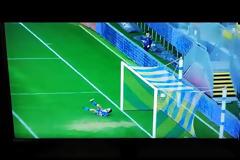 Απίθανο γκολ από την σέντρα στην Ιταλία!