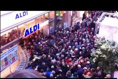 Σκηνές πανικού και έντονες λογομαχίες σε σούπερ μάρκετ στο Βερολίνο (βίντεο)