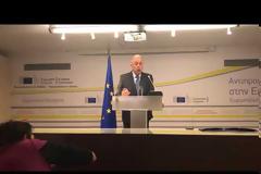 Ο ΠΟΥ είχε ζητήσει τον παγκόσμιο εμβολιασμό και για τη γρίπη των πτηνών και εγκωμίαζε την Ελλάδα - Η κυβέρνηση Καραμανλή είχε παραγγείλει εμβόλια για όλους