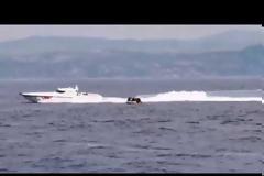 Βίντεο: Τουρκικές ακταιωροί επιχείρησαν πάλι να στείλουν μετανάστες στη Μυτιλήνη