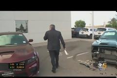 Κλοπή αυτοκινήτων σε απευθείας μετάδοση (VIDEO)