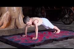 Viral Εξάχρονος κέρδισε διαμέρισμα κάνοντας… κάμψεις ΒΙΝΤΕΟ