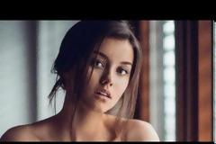 NICOLA CAVANIS Betty Davis Eyes