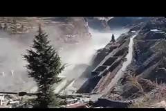 Ινδία: Κατέρρευσε τμήμα παγετώνα των Ιμαλαΐων -