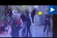 Τρόμος σε σταθμο του Δουβλίνου:  Κορίτσι σπρώχνεται κάτω από τρένο. Βίντεο.