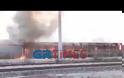 Θεσσαλονίκη: Συναγερμός για φωτιά σε εγκαταλελειμμένα βαγόνια του ΟΣΕ.