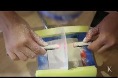 Παίζοντας με τα πρωτόνια | Η ΚΑΘΗΜΕΡΙΝΗ