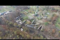 Είκοσι δύο βαγόνια ανατράπηκαν σε εκτροχιασμό τρένου στη Ραβέννα του Οχάιο. Βίντεο