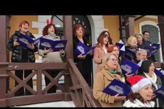 Η Χορωδία Φιλομήλα έψαλε τα κάλαντα στο σιδηροδρομικό μουσείο Θεσσαλονίκης. Εικόνες και βίντεο
