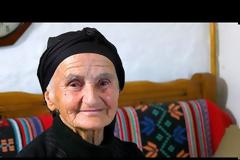Ορφάνια πίκρες βάσανα | Η ιστορία ζωής της γιαγιάς Αθηνάς