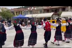 Το Καραμούζειο Γυμνάσιο Αστακού, στο 18ο Μαθητικό Φεστιβάλ Παραδοσιακών Χορών στο Θέρμο (φωτογραφίες και videos).