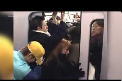 Ιαπωνία: Ώρα αιχμής σε σταθμό του Τόκιο. Βίντεο