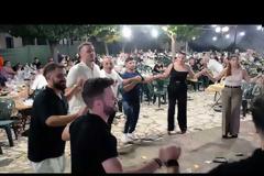 «Μια βραδιά που θα μείνει αξέχαστη –  Πλήθος κόσμου και ατελείωτο γλέντι στην Χρυσοβιτσα Ξηρομερου