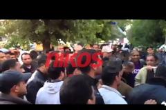 Διαμαρτυρία Αιγυπτίων για την κακοποίηση ομοεθνή τους από φούρναρη στη Σαλαμίνα.(τον κατήγγειλε για κλοπή 12.000 ευρώ από το κατάστημα του)