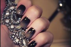 Βeauty Trend: Φτιάξτε μόνες σας ombre νύχια! (videos)