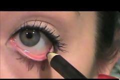 5 mascara tricks για «θανατηφόρες» βλεφαρίδες! (videos)