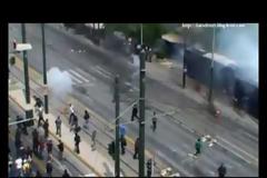 Ένα σκύλος ένας μύθος: Ο Λουκάνικος υποκλίνεται μπροστά σας!