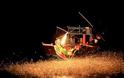 Εκπληκτικά στιγμιότυπα από ψάρεμα με φωτοβολίδες (Video)