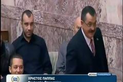 Χρυσή Αυγή: Κοιμήθηκε στο έδρανο ο υπουργός της ΝΔ [video]