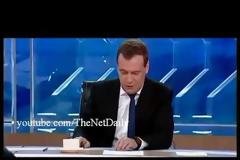 Μεντβέντεφ: Ο Αγιος Βασίλης και οι εξωγήινοι ζουν ανάμεσά μας