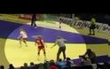 Απίστευτο unfair play προπονητή σε αγώνα χάντμπολ
