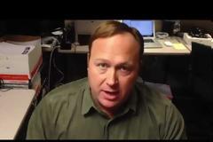 Άρθρο fφωτιά... Alex jones: Σας το είπα ότι θα στήσουν επεισόδια ώστε να μας πάρουν τα όπλα! (VID)