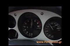 Μια FERRARI 360 Modena πιάνει από στάση τα 230 χλμ/ώρα! [video]
