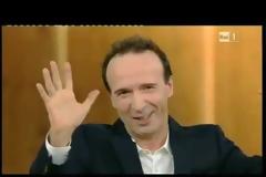 Θεέ μου βοήθησέ μας... επιστρέφει ο Μπερλουσκόνι!