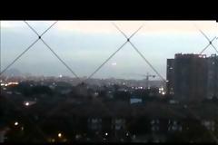 Σχηματισμός ΑΤΙΑ Orbs  εμφανίζεται πάνω από Σαντιάγο, Χιλή 18 Δεκέμβρη του 2012