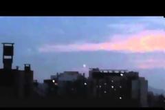 Σχηματισμός ΑΤΙΑ Orbs  εμφανίζεται πάνω από Σαντιάγο, Χιλή 18 Δεκέμβρη του 2012