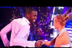 Dancing with… ΜΟΥΑΜΠΑ! *ΒΙΝΤΕΟ*