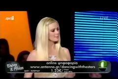Έλενα Παπαβασιλείου: Η άτυχη στιγμή που της προκάλεσε αμηχανία! [video]
